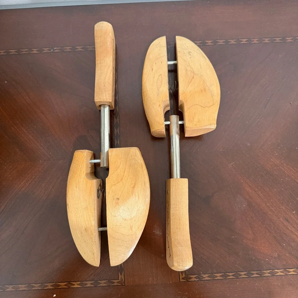 Vintage Rochester Shoe Tree Co. No. 4 Mohawk Men's Wooden‎ Shoe Stretchers MCM